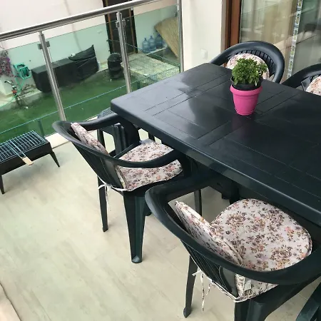 Holiday home Guendogan Kuecuekbuek Te Deniz'E 5 Dakika *
